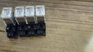 ขายเหมา4ชุด Relay พร้อมฐาน ยี่ห้อ Omron
