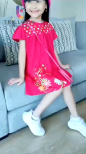 Pakaian Anak Perempuan Usia 2-5 Tahun: Tips Memilih Dress yang Nyaman dan Trendi
