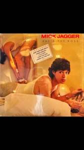 label="[แผ่นเสียง Vinyl LP] Artist : มิค จากเบอร์ Album : She’s The Boss Cover : VG++ (สีดอกเบ็นหมด) Disc : NM โรงพยาบาล : ไทย พิมพ์ : 1985 ราคา : 950