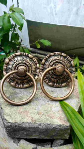 Tarikan Pintu Gebyok Kuningan Antik GBY 016 Antik 2 pcs