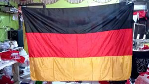 Bendera Jerman Poliester Peles Grade A (3m)