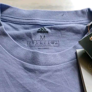 เสื้อยืดอาดิดาสไซสMทรงครอป