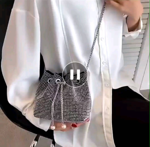 Tas Selempang Korea Style: Tips dan Panduan