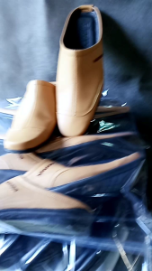 Sepatu Sendal Pria Selop & Butong: Panduan Lengkap