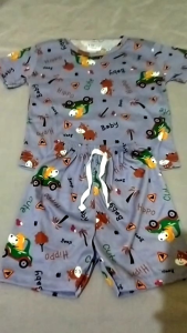 Setelan anak laki laki