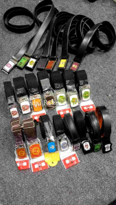 Sabuk Gesper Desain Nyaman untuk Aksesoris Sekolah SMA