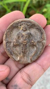 เหรียญพระแม่โสมาสีวิกาเทวะนาคเทวี เนื้อดินพันปีแข็งปานหิน