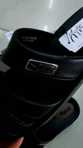 Size 36-39 รองเท้าลำลองหน้า กว้าง สุภาพสตรี รุ่น KWU597