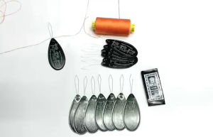 Set 2 cái Xỏ kim loại tốt - Xỏ chỉ kim may tay may máy