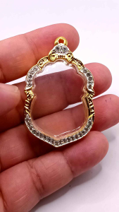 Y572 กรอบพระ เสมา หลวงปู่ทิม 24K กรอบทอง ล้อมเพชร หน้าทอง กรอบทองอิตาลี งานคุณภาพดี ไม่ลอก ไม่ดำ