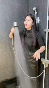 Vòi sen tăng áp 4 trong 1