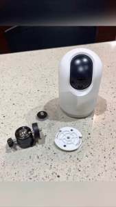 SG Local Stock New Xiaomi/Tp-link wall mount  Full angle monitoring without dead angle  without drilling.  (not Include camera only wall mount)