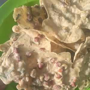 peyek rempeyek kacang tanah renyah dan gurih bisa cod bayar ditempat