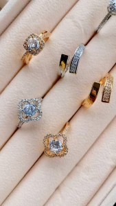 RinaXp - Cincin Mata Oval Cantik Permata Zircon Bentuk Oval Tepian Full Mata-mata Kecil Tanam Cincin Xuping Terbaru Ready Gold dan Silver