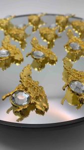 Philippine Map Brooch Pin Gold Tone – Diamond-Like Crystal Pilipinas Pin (Butterfly Lock)