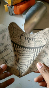 Kertas Crepes Wadah Hitamcoklat Isi 100 Lembar