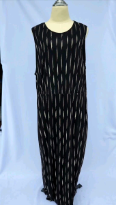 ชุดผู้หญิง เดรส สาวอวบ แขนกุด สีดำ ยี่ห้อ H&M อก 48 นิ้ว (งานตัดป้าย) ไซส์ใหญ่