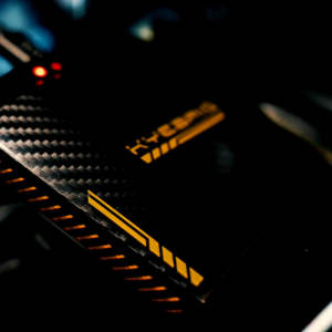 (SG STOCK) KyeBriq BRIQ4-AGERA/BRIQ3-PRO/LITE Android Box for Car | ANDROID 13 | Wireless Android Auto | Wireless Carplay | Upgrade Car Headunit Briq4 Agera A Box Android Tv - Lazada