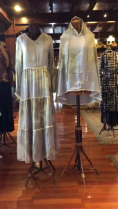 Set Lunara Dress + Jilbab by Dian Pelangi ORIGINAL Setelan Busana Muslim Baju Maxi Gamis Abaya Kaftan Busui Pesta Pernikahan Kondangan Casual Formal Wanita Hijaber Cantik Anggun Modis Modern Elegan Mewah Model Korea Terbaru Motif Jumputan Kekinian