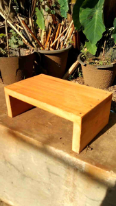 Kursi Jongkok Kayu Tradisional: Desain Minimalis & Tahan Lama