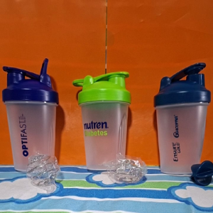 SG Optifast/Ensure/Glucerna/Nutren shaker bottle with Lid & whisk ball perfect for mixing protein shake/supplements 450ml