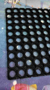 Keset Karet Anti Slip: Manfaat & Pemilihan yang Tepat