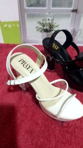 Heels Transparan Tinggi 10 cm Celen 01