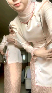 Setelan Baju Kurung Melayu Terbaru Tunik Rosalie Full Payet Rok Songket | Kebaya Seragam Keluarga Pernikahan Mewah