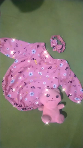 baju anak perempuan/ jumswit anak usia 0-2 tahun