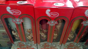 Dragon Candle Liwanag Brand (2 Pieces in a Box)Sold per Pair 191-A (Large) Size: 2-1/2" Diameter x 11-1/4" Height Color Available : Red White Yellow-Burning Time 10-15 Hours