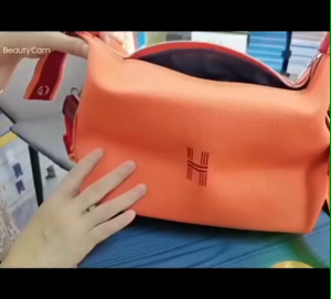 5สี    🌸🌸  กระเป๋าใส่เครื่องสำอางค์ปักลาย H คอลฯใหม่  กระเป๋าใส่เครื่องสำอางค์ปักลาย H สไตล์แบรน