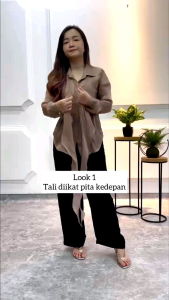 Everie Shirt: Kemeja Shimmer Wanita Simple Premium Polos Ala Korea