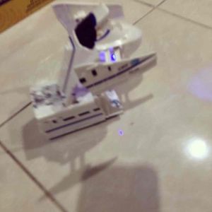 Mainan Kereta Loko Bisa Jadi Robot