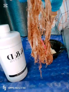 หัวเชื้อเคราตินเข้มข้น k&dช่วยแก้ผมเสียผมเปื่อยผมช็อตและผสมเคมีได้ทุกชนิดยืดสีดัดฟอกผสมทรีทเม้นท์บำรุงผสมครีมนวดบำรุงสำหรับช่างมืออาชีพปริมาณ 1000 ml