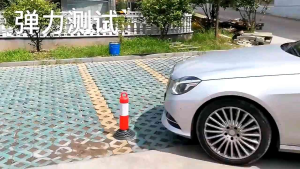 T Top Bollard Stick Cone Plastik Scotlight 80 cm / Pembatas Jalan PVC Rubber 80cm