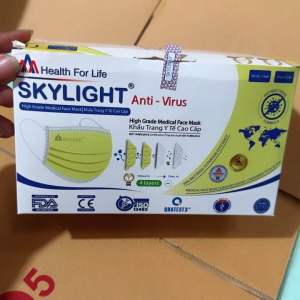 คลินิกชุดใหม่ หน้ากาก อนามัย Health for life Skylight กำลังได้ประยุกต์ใช้งานในการป้องกันโรคระบาด 5ถุง (1ถุงมี10ใบ)(4ชัน) ในกล้อง คลินิกชุดนี้เป็นคลายเหลืองคะ