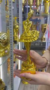 ถ้วยรางวัลบัลเล่ต์ รุ่นใหม่ ของขวัญ (กดสั่งแล้วแจ้งข้อความทางแชท)