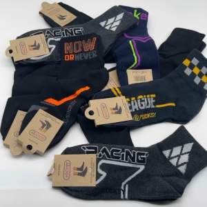 ถุงเท้าข้อกลางSOCKSY 12คู่ สินค้าไทย ใส่สบายระบายอากาศได้ดี มีลายสีให้เลือก