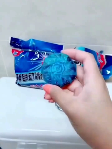 Combo 20 viên Tẩy bồn cầu . viên thả bồn cầu khử mùi diệt khuẩn tẩy sạch vết bẩn