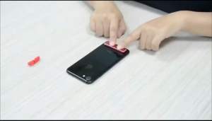 ที่วางโทรศัพท์มือถือ ที่ยึดมือถือ ตั้งได้ทั้งแนวตั้งและแนวนอน แบบติดเคส สามารถพับเก็บได้ มี 2 สีให้เลือก (สีดํา/สีเงิน)