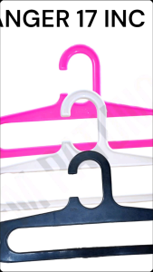 Hanger gantungan 17 inc warna pink putih hitam