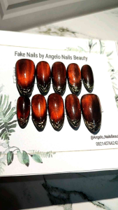 Press On Nails Premium Cat Eye