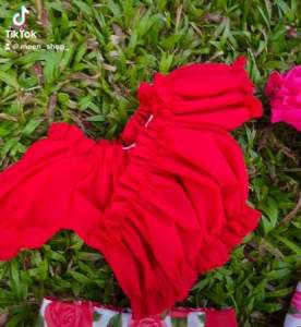 ชุดเด็กเซ็ต 2 ชิ้น กระเป๋าเสื้อระบายรอบตัวแขนตุ๊กสีพื้น เช่น รอบดิ้าที่สีขาว/เข่า กางเกงขาม้า ผู้ชาย 1-2 ปี ราคาถูกต้อง