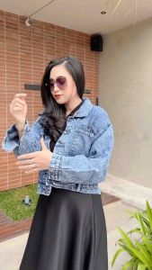 Elona Jaket Crop Jeans Belah Belakang