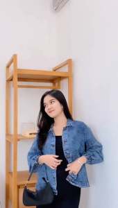 Elea Oversize Jeans Jaket Lengan Balon: Jaket Casual & Stylish