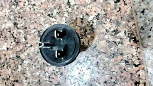 Steker Colokan Genset ET 950 2 Tak 3 Kaki