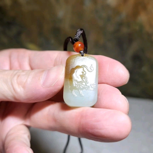 Premium natural Nephrite caramel brown light green good greasiness Chinese Zodiac Ox Jade pendant (with certificate) 和田玉且末糖青白油润生肖牛牌(带证书)