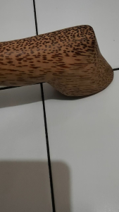 Ulekan Kayu Aren Besar: Aksesoris Kayu Alami untuk E-commerce