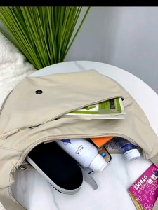 TAS WANITA SELEMPANG CHIBAO  0369-sf free dust bag