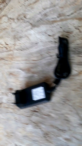 Adaptor Speaker Wireless Hardwell Model: YAEN-1210 OUTPUT: 12V---1A